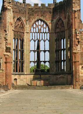 Steven's Photo of the altar of St. Michael's 2005